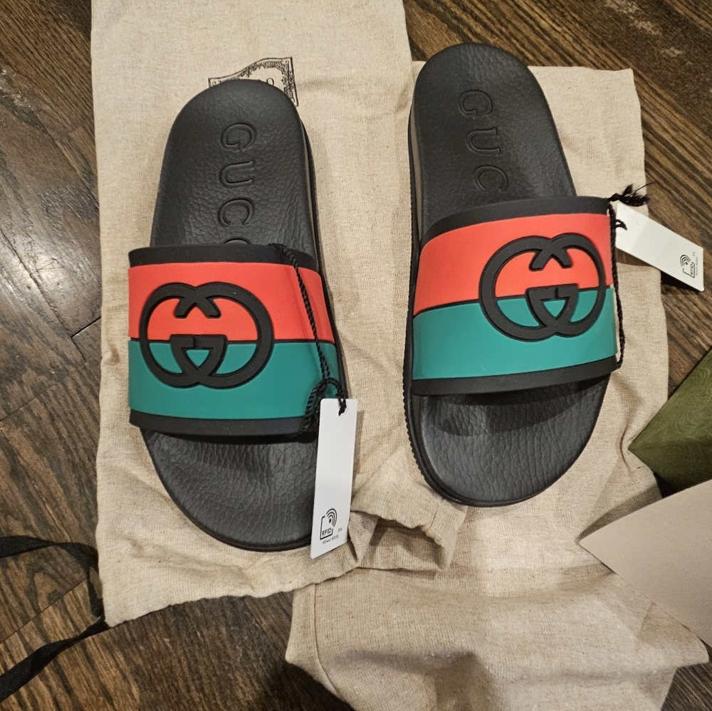 Brand New Gucci Rubber GG Slides